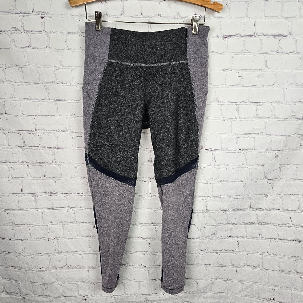 Calla by Carrie Underwood Mesh Leggings Gray and Purple  Sz M